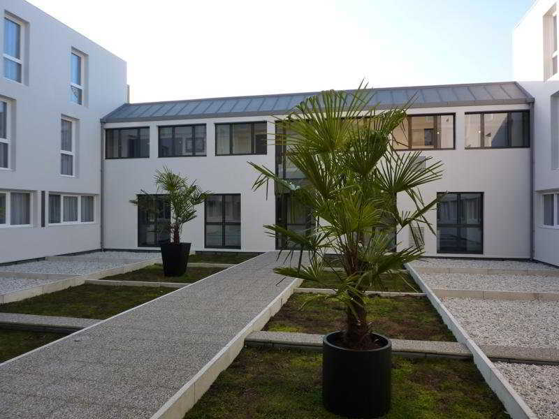Comfort Suites Pau Idron Екстериор снимка